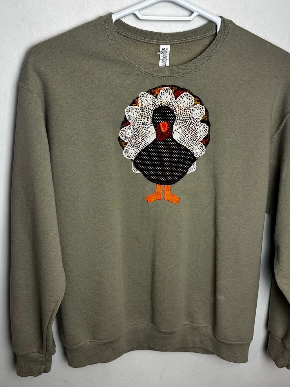 Vintage Grandma Sweatshirt Women's Size Large Turkey Thanksgiving Crochet FLAW